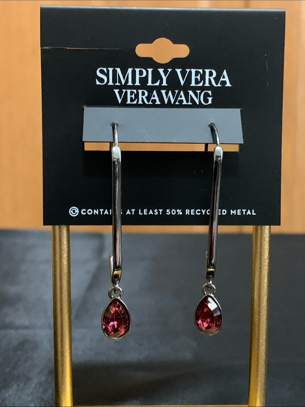 NWT Simply Vera Vera Wang gun metal tone burgundy stone earrings